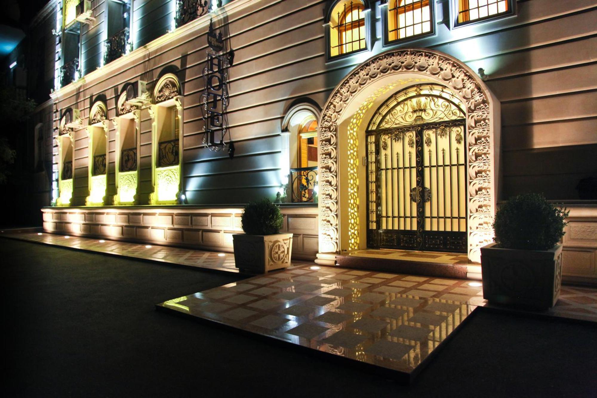 East Legend Hotel Baku Eksteriør bilde